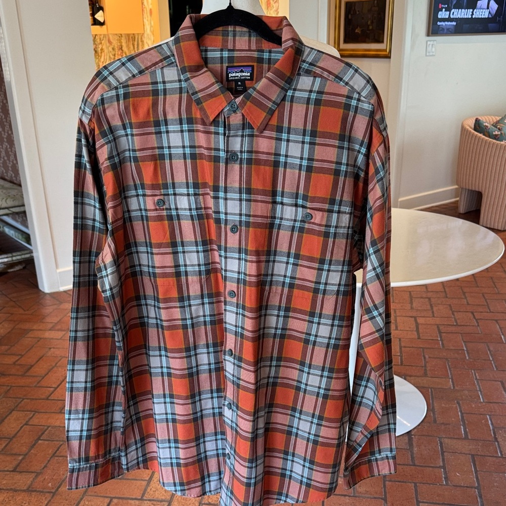 Patagonia - Men's Multicolor Orange & Blue Plaid Button Down Shirt - Size: XL